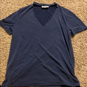 short sleeve tee with cut out v-neck